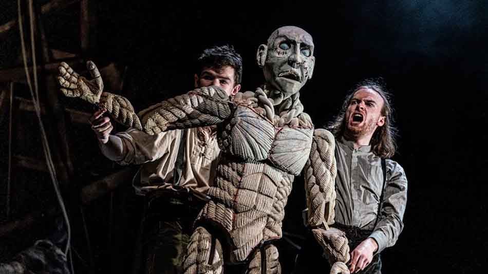Frankenstein | Blackeyed Theatre © Alex Harvey-Brown