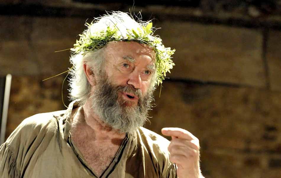 Jonathan Pryce (King Lear) in King Lear | Digital Theatre+